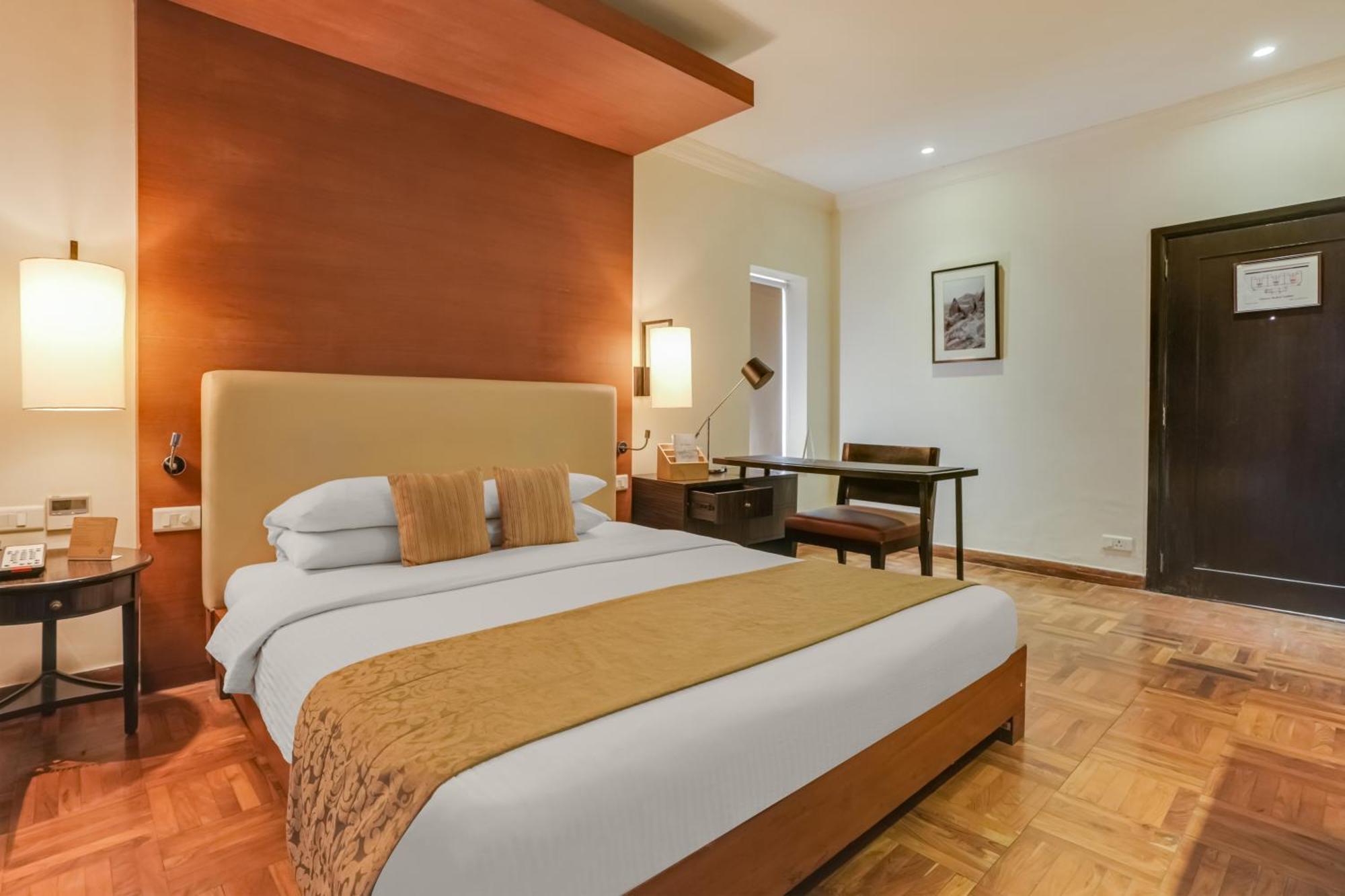Club Mahindra Tungi, Lonavala Hotel Kültér fotó