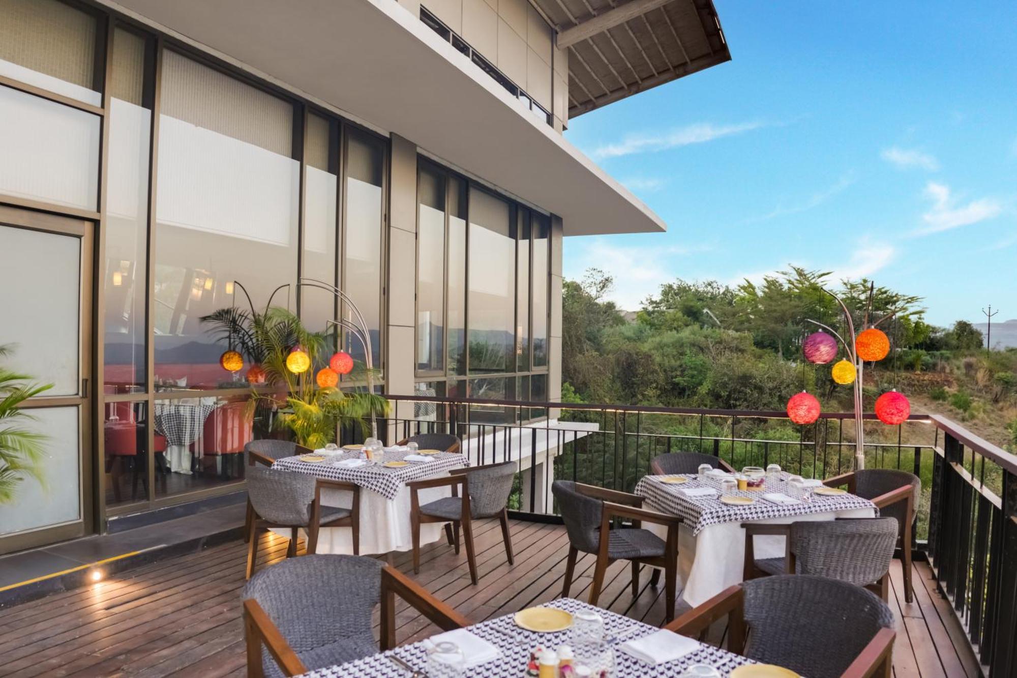 Club Mahindra Tungi, Lonavala Hotel Kültér fotó