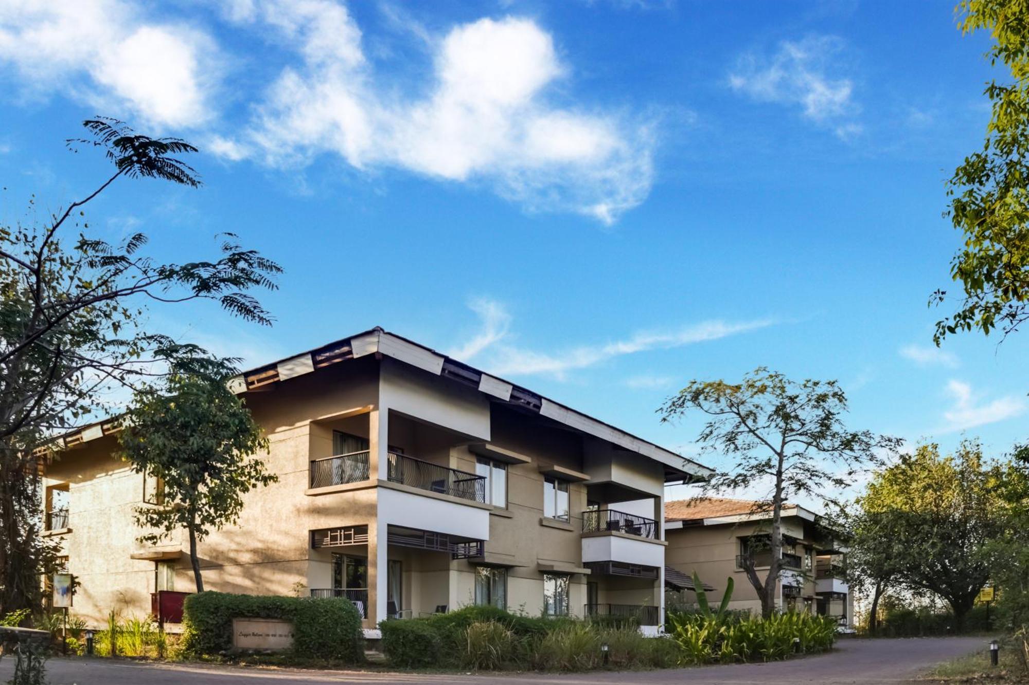 Club Mahindra Tungi, Lonavala Hotel Kültér fotó