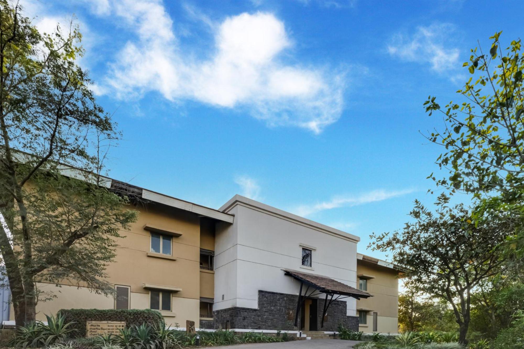 Club Mahindra Tungi, Lonavala Hotel Kültér fotó